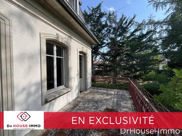 Maison à vendre 10 pièces de 244 m²