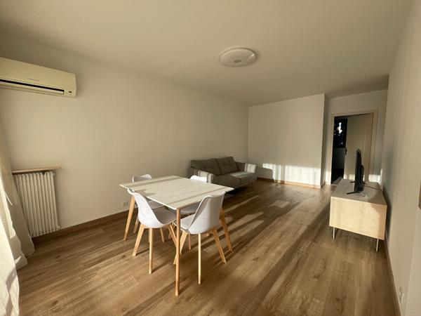 A LOUER - APPARTEMENT 3 PIECES - ENTIEREMENT MEUBLE - AIX SUD EST