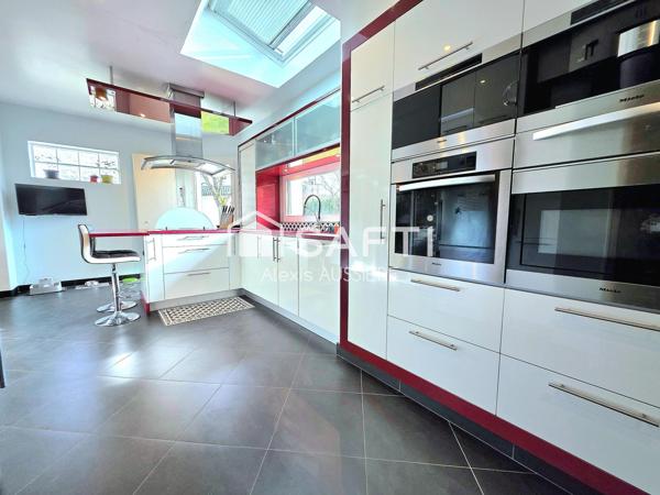 MAISON 198 M2 +402 M2 TERRAIN BOIS DE GIGNY