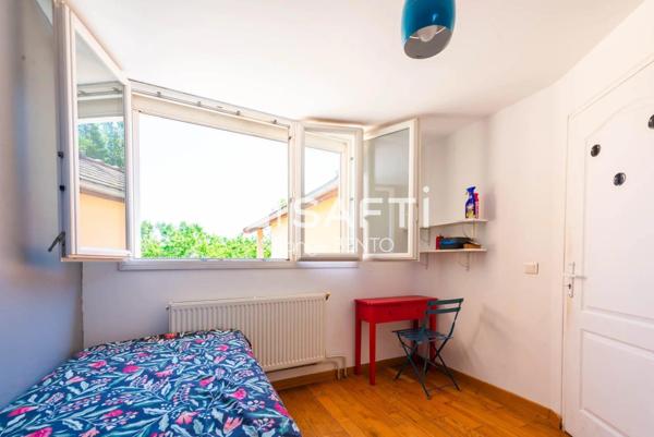 Maison de 4 pièces de 107 m² + dépendance à Houilles