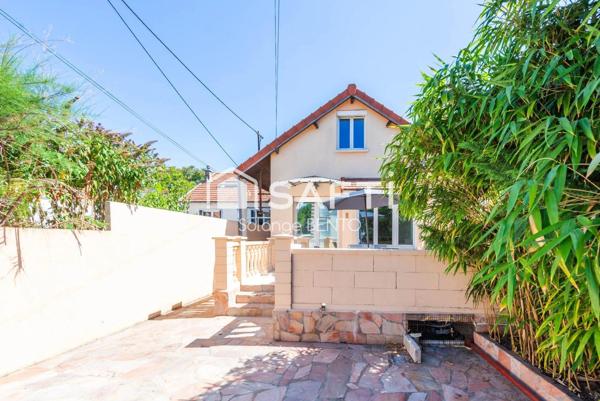Maison de 4 pièces de 107 m² + dépendance à Houilles