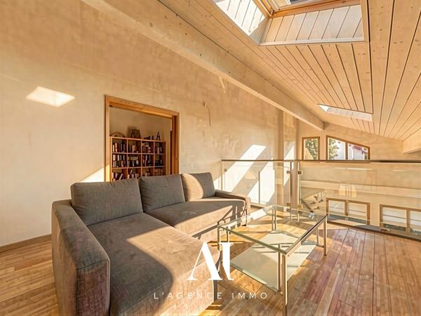 Maison individuelle T7 Grande Pièce de Vie Vesancy 01170