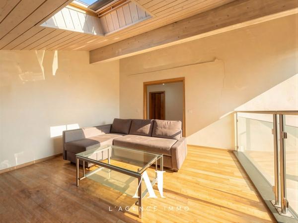 Maison individuelle T7 Grande Pièce de Vie Vesancy 01170