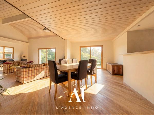Maison individuelle T7 Grande Pièce de Vie Vesancy 01170