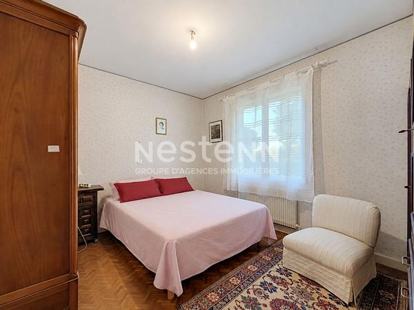 Maison spacieuse à vendre à Nérac avec 6 chambres et grand terrain