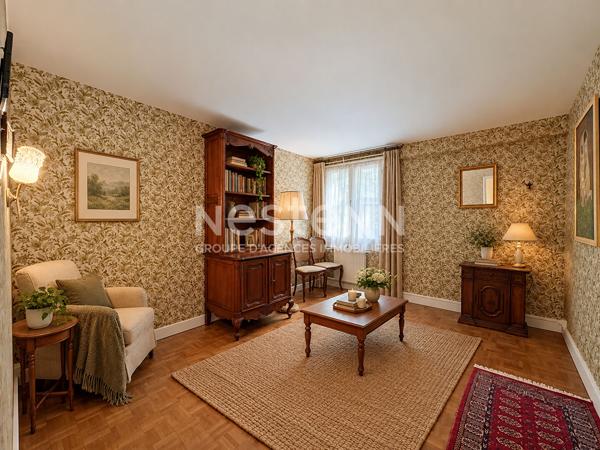 Maison spacieuse à vendre à Nérac avec 6 chambres et grand terrain