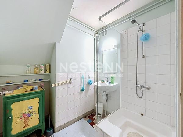 Maison spacieuse à vendre à Nérac avec 6 chambres et grand terrain