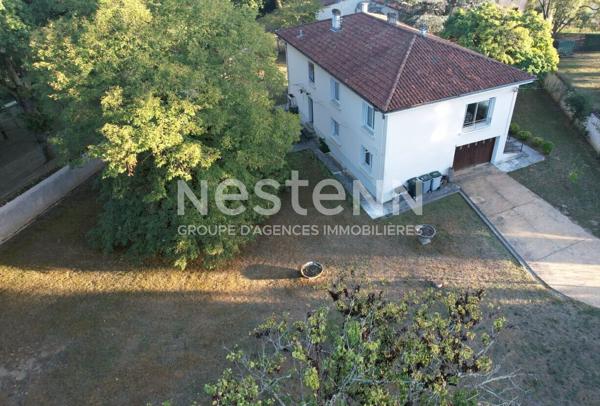 Maison spacieuse à vendre à Nérac avec 6 chambres et grand terrain
