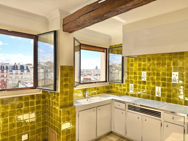 APPARTEMENT FAMILIAL 5 pièces   avec BALCON-PARKING-CAVE