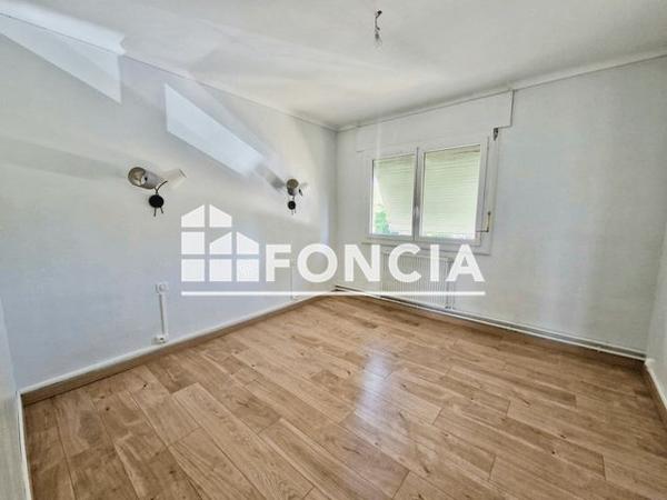 Location Maison 6 pièces 121.6 m² - 33 BIS AVENUE DE LATTRE DE TASSIGNY Narbonne 11100