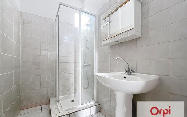 Appartement à louer    3 pièces • 55,92 m2 Montluçon