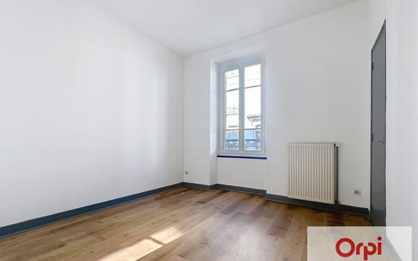 Appartement à louer    3 pièces • 55,92 m2 Montluçon