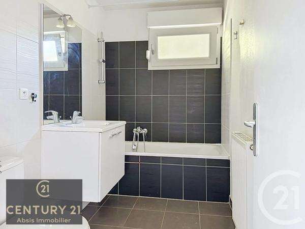 Appartement F2 à vendre  2 pièces - 49,20 m 2   VENDENHEIM  - 67