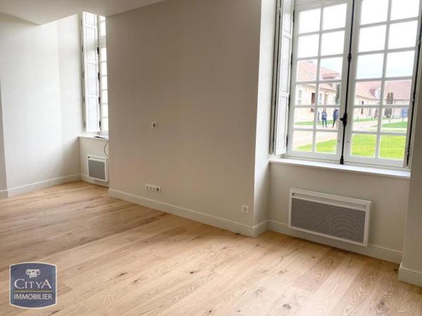 Appartement à louer 1 pièce 34.2m²