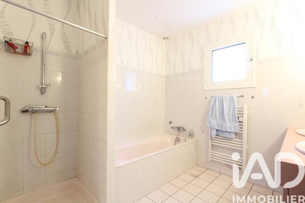 Maison à vendre 7 pièces 140 m² Maché