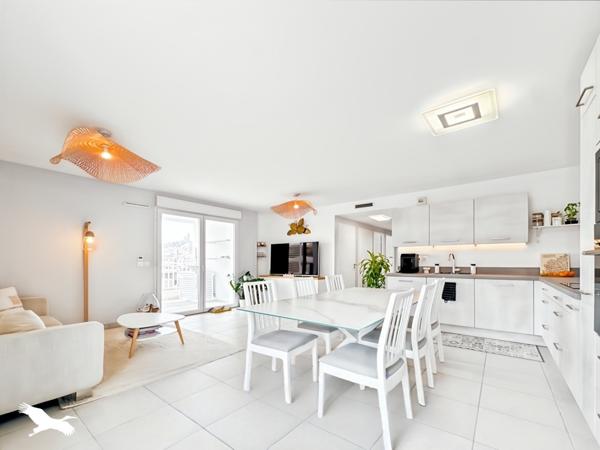 Appartement à vendre |  Marseille 08 |  4 pièces | 85 m²