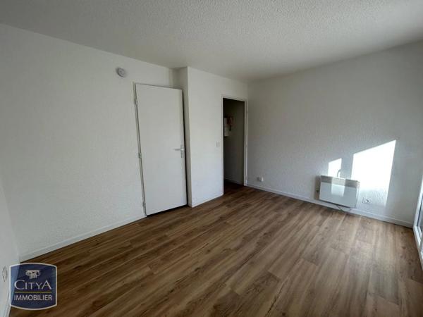 Appartement à louer 1 pièce 17.6m²