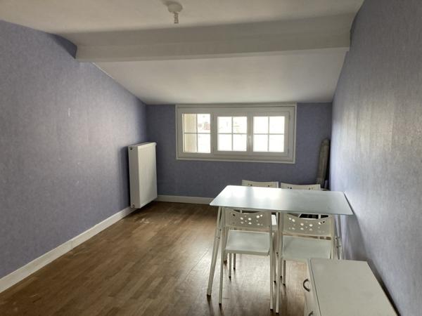 Immeuble à vendre |  La Souterraine |  180 m²