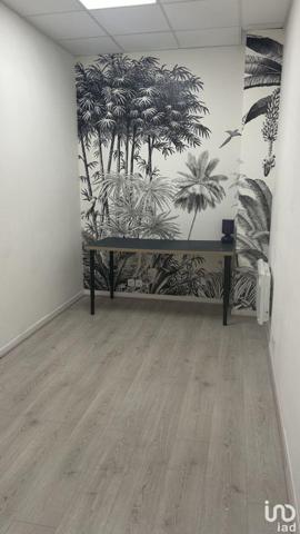 office rental 15 m² Bailly-Romainvilliers
