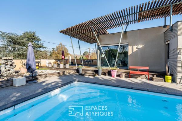 Maison d’architecte singulière avec piscine