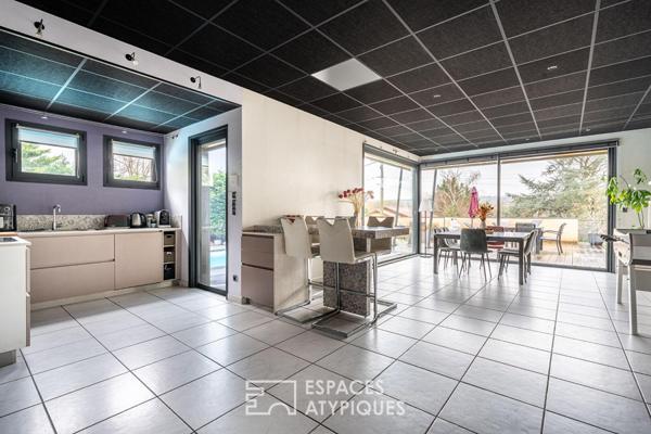 Maison d’architecte singulière avec piscine
