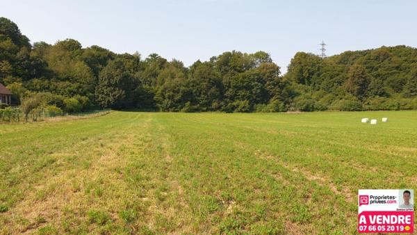 Terrain à bâtir de 548 m²