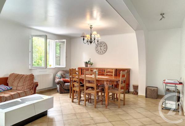 Maison à vendre  7 pièces - 127,45 m2 PRINGY - 77