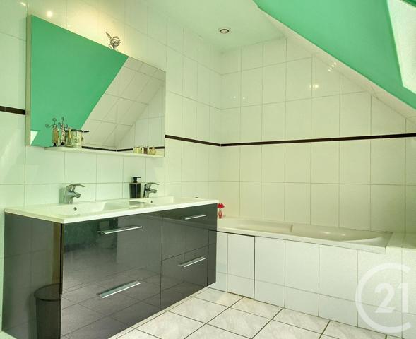 Maison à vendre  7 pièces - 127,45 m2 PRINGY - 77