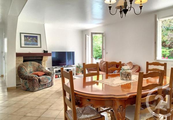 Maison à vendre  7 pièces - 127,45 m2 PRINGY - 77