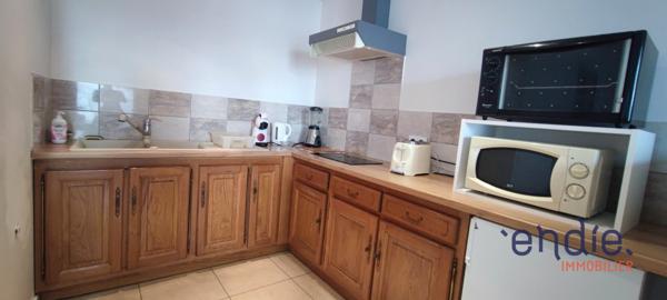 Studio 38 m² rénové à vendre à VICHY