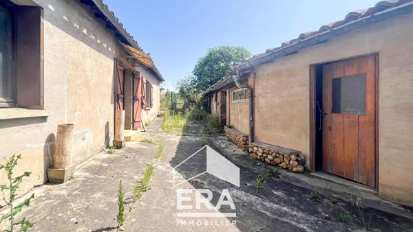 Immeuble de 2 appartements - Garage - Jardin