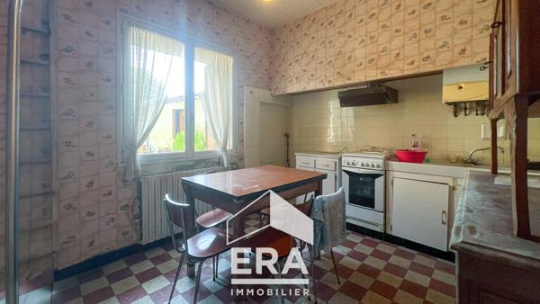 Immeuble de 2 appartements - Garage - Jardin