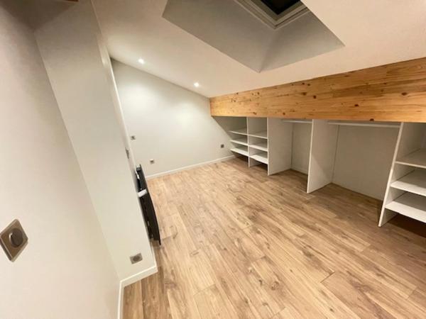 Bureau standing neuf; trés bonne visibilité et confort