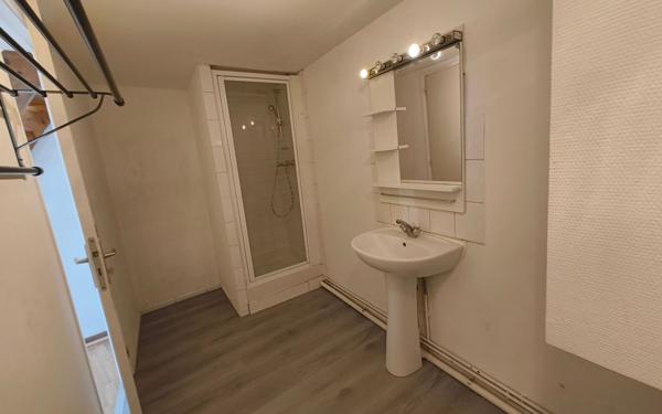 Appartement à louer    2 pièces • 42,56 m2 Lille