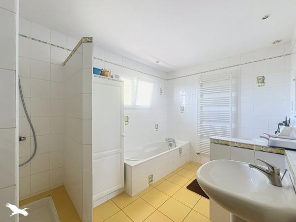 Maison à vendre 399 000 € Le Taillan-Médoc 5 p 132 m² DPE C