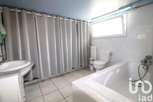 House for sale 6 rooms 125 m² Combs-la-Ville