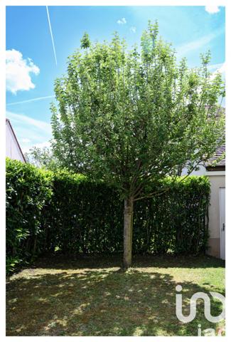 House for sale 4 rooms 94 m² Bailly-Romainvilliers