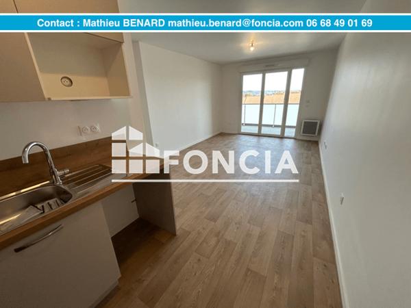 Location Appartement 2 pièces 45.28 m² - SENTE DU POMMERET Petit-couronne 76650