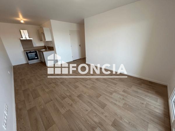 Location Appartement 2 pièces 45.28 m² - SENTE DU POMMERET Petit-couronne 76650