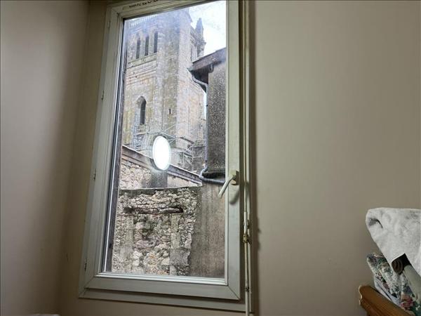 Immeuble à vendre |  Condom |  225 m²