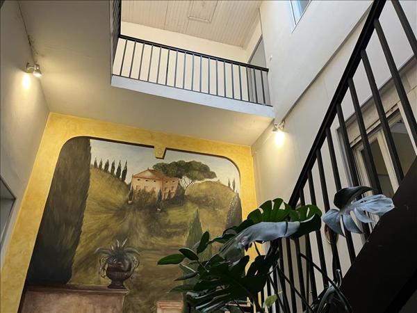 Immeuble à vendre |  Condom |  225 m²