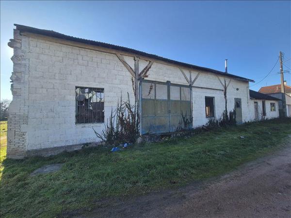 Maison à vendre |  Montluçon |  2 pièces | 246 m²