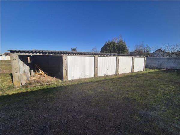 Maison à vendre |  Montluçon |  2 pièces | 246 m²