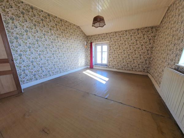 Dpt Vosges (88), à vendre proche de CONTREXEVILLE VITTEL - FERME LORRAINE T7 sur 1,7 hectare de TERRAIN