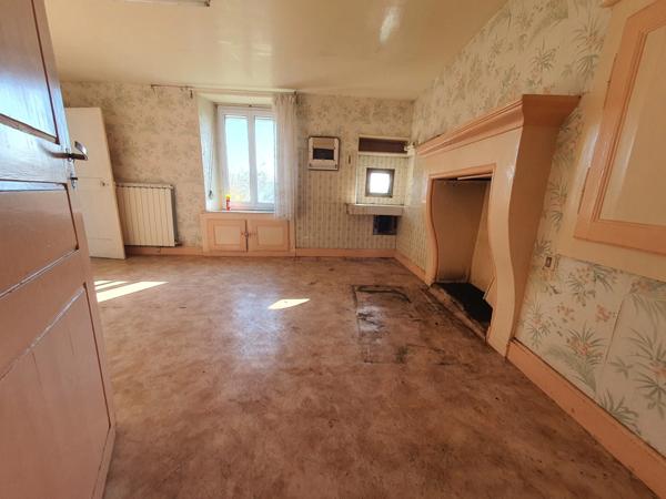 Dpt Vosges (88), à vendre proche de CONTREXEVILLE VITTEL - FERME LORRAINE T7 sur 1,7 hectare de TERRAIN