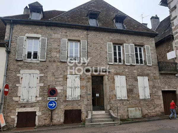 Maison 9 pièce(s) 220 m2, centre d'arnay le duc