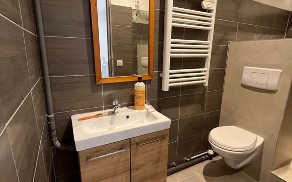 Appartement à vendre    2 pièces • 29 m2 Vence