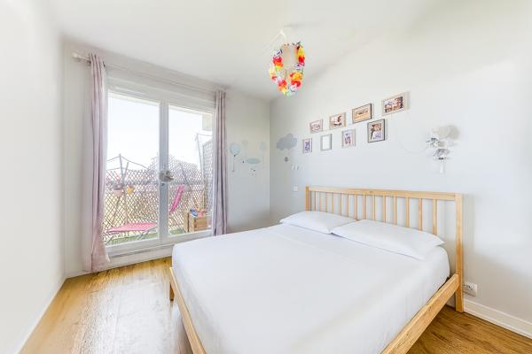 Issy-les-Moulineaux (92130) Dernier étage avec vue !