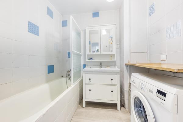 Issy-les-Moulineaux (92130) Dernier étage avec vue !