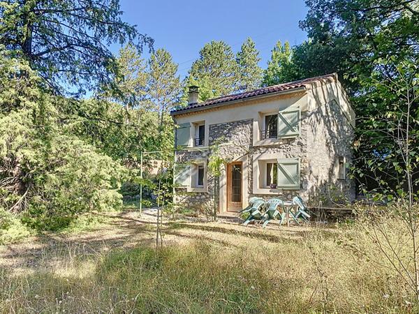 Élégante Maison de Maître à Noyers sur Jabron